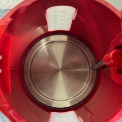 ★ニトリ★電気ケトル1.2L レッド JMX12025101907の画像