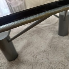 ガラスてーテーブルの画像