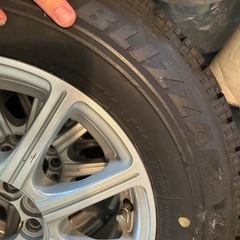 スタットレスタイヤとほいーるホイールの画像