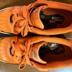 NIKE Air Force 1 オレンジ フレイムデザインの画像
