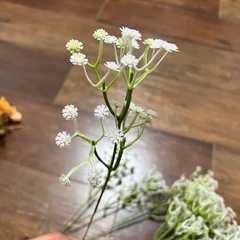 霞草　造花の画像