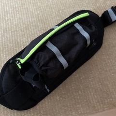 ランニング用　ショルダーバックの画像