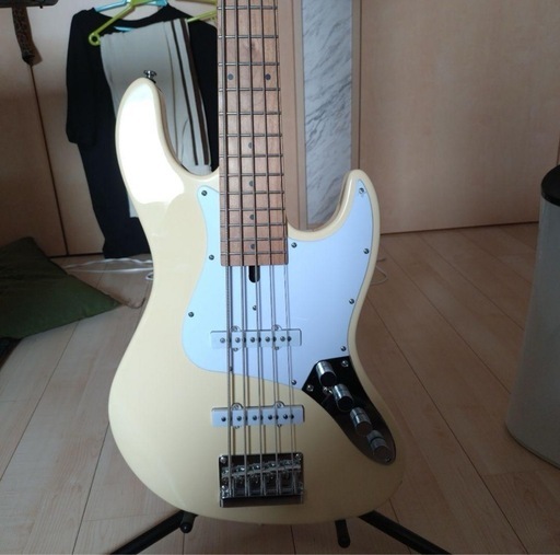 破格　Bacchus WL5-STD33-AC 5弦アクティブ　エレキベース