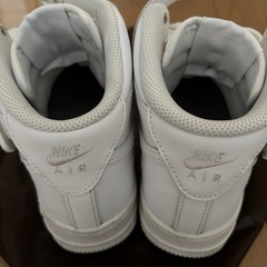 Nike Air Force 1 ホワイトの画像
