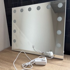 女優ミラー/ドレッサー鏡の画像