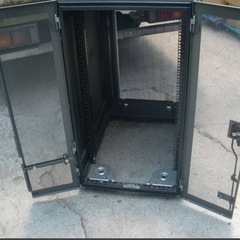 HPサーバーラック　24u 10622G2の画像