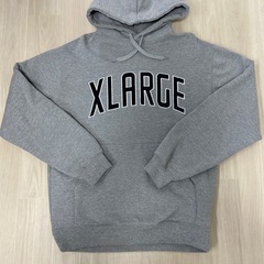 XLARGE パーカーの画像