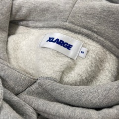 XLARGE パーカーの画像
