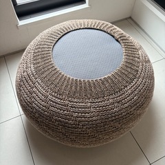IKEA SANDRED プーフ　スツール　オットマンの画像