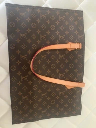 ルイヴィトントートバック