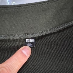 UNIQLO メンズカーディガン カーキ 4XLの画像