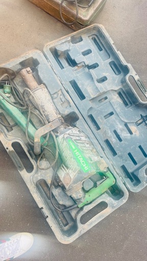 日立　電動ハンマ　大型ハツリ　ピック