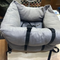 中古　色焼けあり　ドライブベッド　小型犬　idogicat
の画像