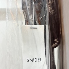 【正規品】スナイデル Sustainableプリントプリーツウエストシャーリングワンピースの画像