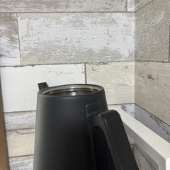 スタイリッシュ　電気ケトル　同時購入で30円の画像