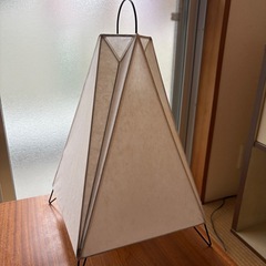 山田照明　フロアライト　
和紙照明の画像