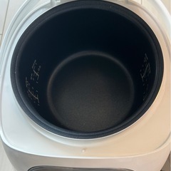 炊飯器の画像