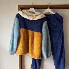 モコモコ ルームウェア  M 上下セット　部屋着の画像