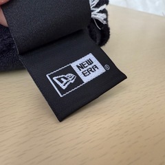 確実正規品　supreme newera ニット帽　新品未使用　 の画像