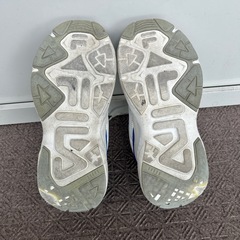 FILA スニーカー 24.0の画像