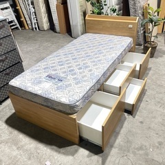 💥激安💥❗️配送•設置🉑❗️♻️処分撤去♻️大量収納付きニトリシングルベッド　マットレスセット　コンセント付きの画像