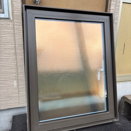 リクシル　サッシ窓　スライド網戸付き