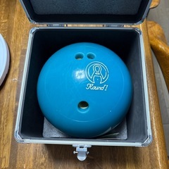 ボーリングの玉の画像