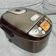 【2018年購入】IH炊飯ジャー極め炊き／NP-GG05 元値54800円の画像