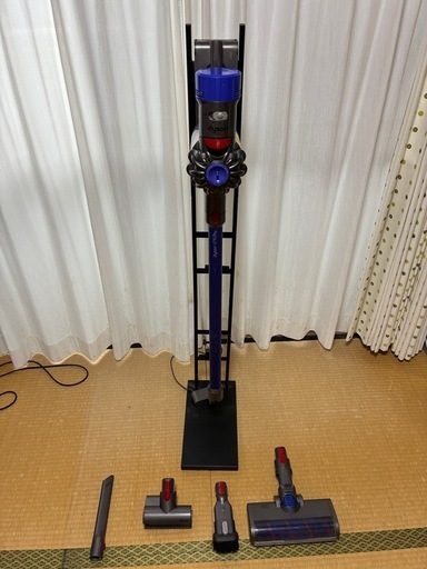 分解清掃済み　スタンド付き　ダイソン　コードレス掃除機
