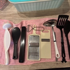 調理器具・箸入れ・洗い桶・かご・箸立てまとめての画像