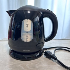 オーブントースターとケトルのセット売りの画像