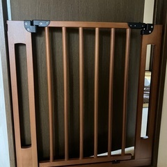 木製ベビーゲートの画像