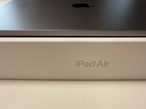 
ipad air 第6 M2 11インチ 【傷汚れ無し超美品】印字あり