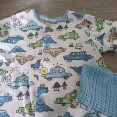 半袖半ズボンパジャマ、90.男女兼用、ぬ車柄夏服ハラマキパジャマ③ 男女兼用 キッズ服 サイズ90シリーズ 保育園など洗いかえにでも プロフィール一読くださいませ。複数投稿予定の画像