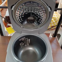 ZOJIRUSHI　IH炊飯器　3合　NP-GD05　2009年製　　■近隣配送無料 買取GO‼　栄和店の画像