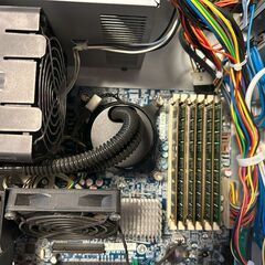 HP Z400 ジャンク扱い 引き取り限定でお願いしますの画像