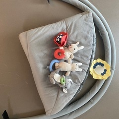 IKEA ベビージム グッリガスト
の画像