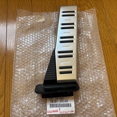 トヨタ純正　アルミペダルセット　マークＸ 130系マークX 未使用に近い状態です の画像