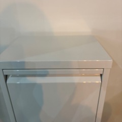 スチール製分別式ゴミ箱の画像
