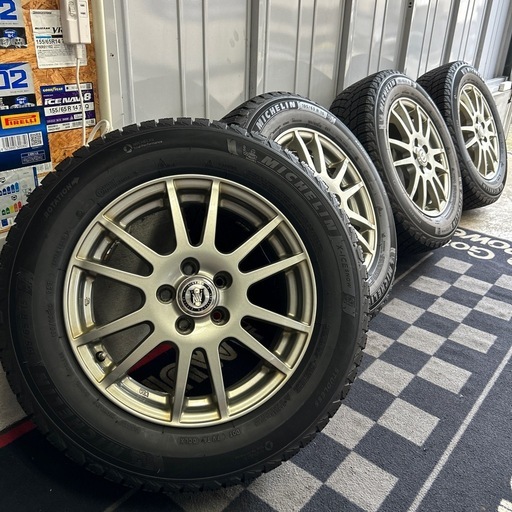 2021年製　195/65R15 プリウス  PCD100 　スタッドレス　ミシュラン　税込み　4本セットです