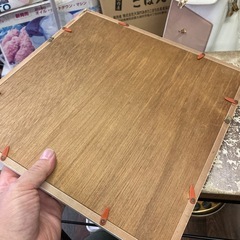 塔のある風景　A　もらいもの　絵　作者　写真にて確認　縦横32㎝の画像