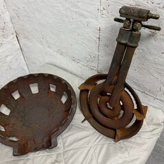 鋳物コンロ LPガス 厨房 厨房機器 店舗 店舗用品 五徳 業務用 ガスコンロ 調理器具 飲食店 ⑤ A0690の画像