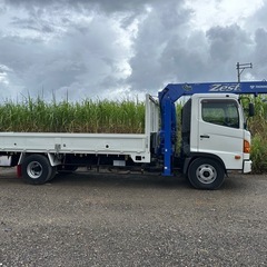 日野4t ハイジャッキセルフの画像