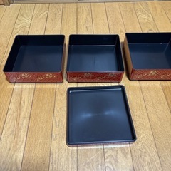 3段お重の画像