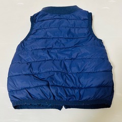 【ベスト・袖なし】キッズ　ベビー　ダウンジャケット　90の画像