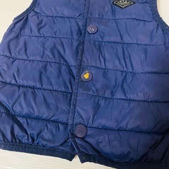 【ベスト・袖なし】キッズ　ベビー　ダウンジャケット　90の画像