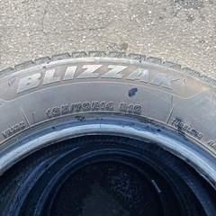 ブリヂストン VRX3 165/70R14 の画像