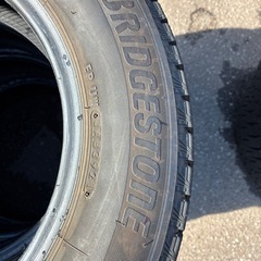 ブリヂストン VRX3 165/70R14 の画像