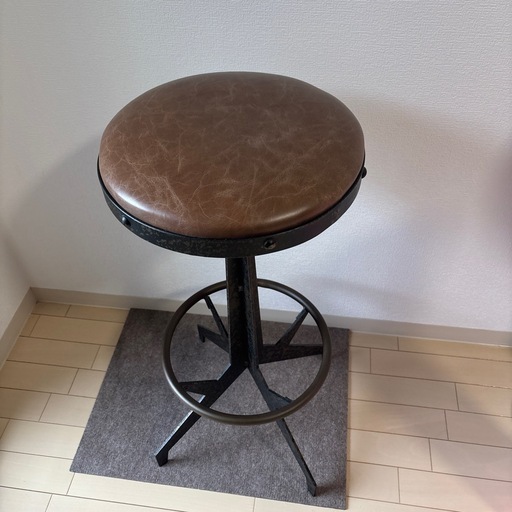 オシャレな椅子・イス（回転機能付き）