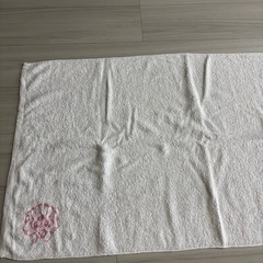 白の大判バスタオルの画像